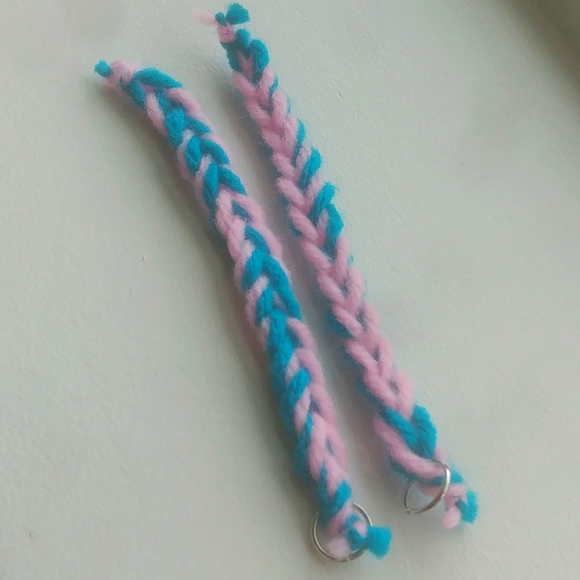 Crochet Keychain ❤Home Made❤ - Picture 1 of 3